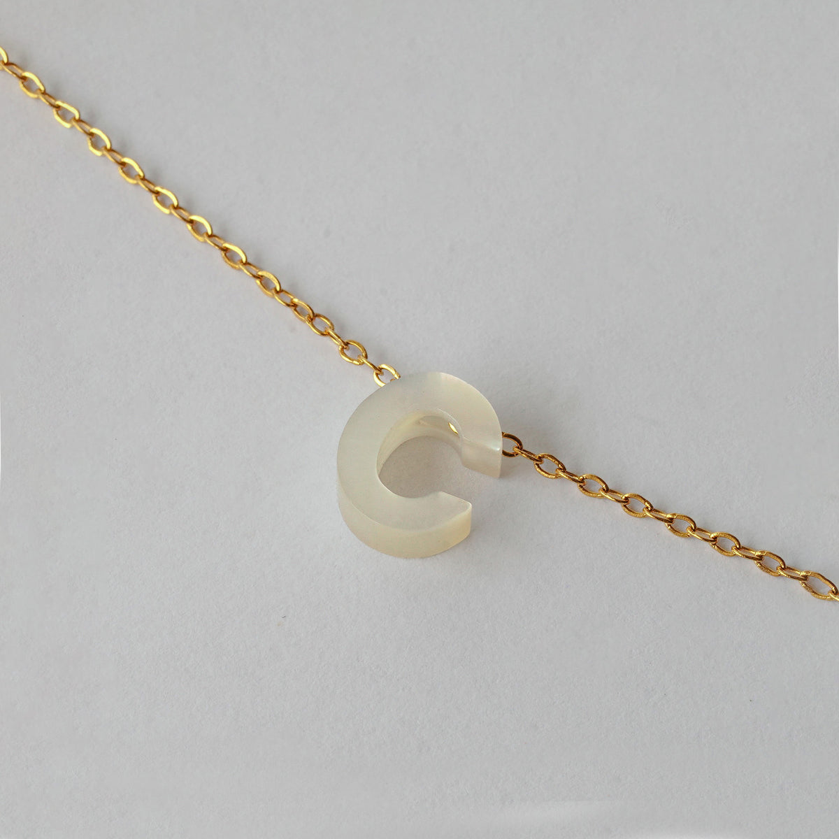 Collar "C"