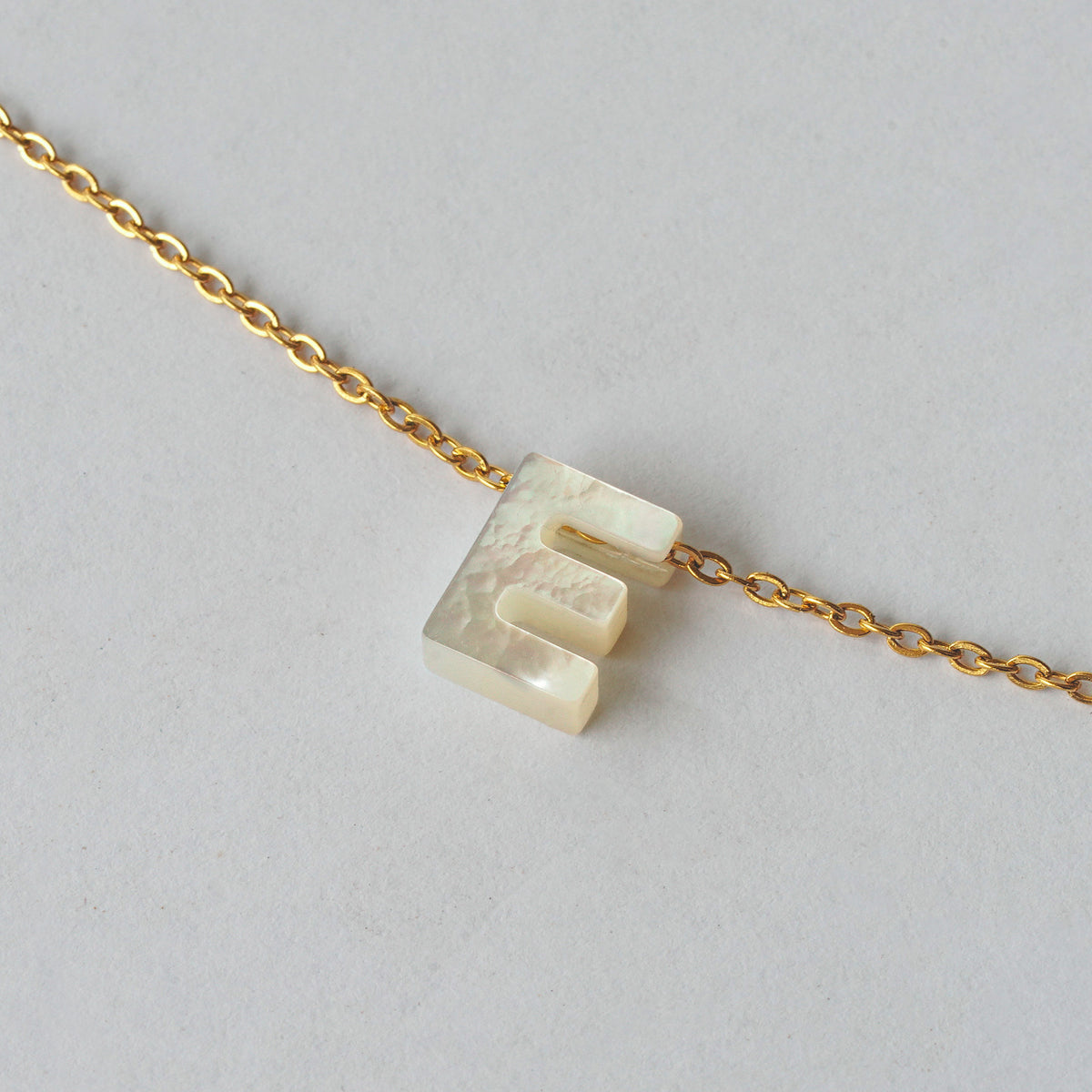 Pulsera "E"