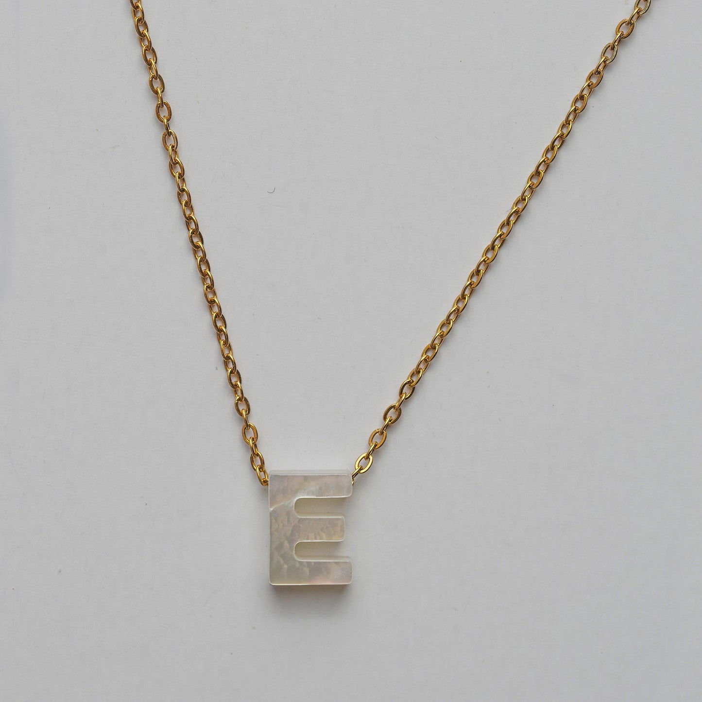  Monttan initial necklace letter E pendant