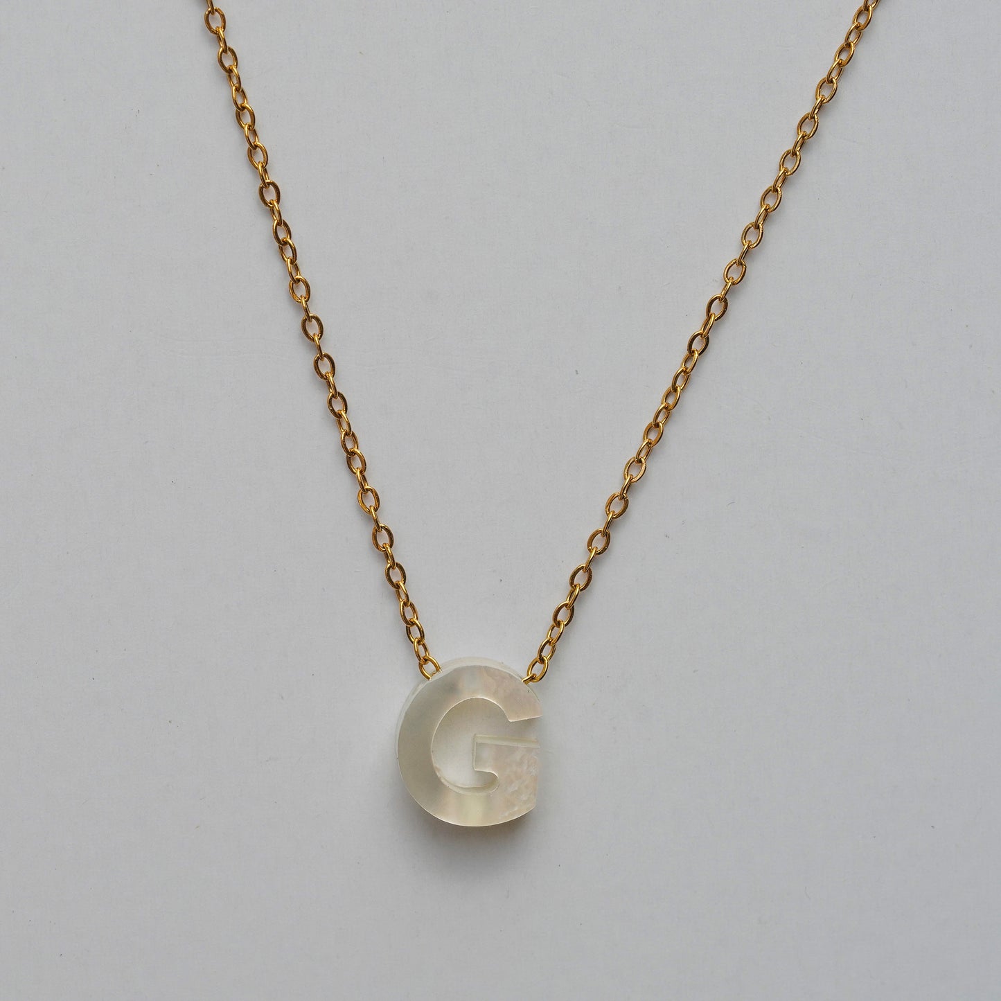 Monttan initial necklace letter G pendant