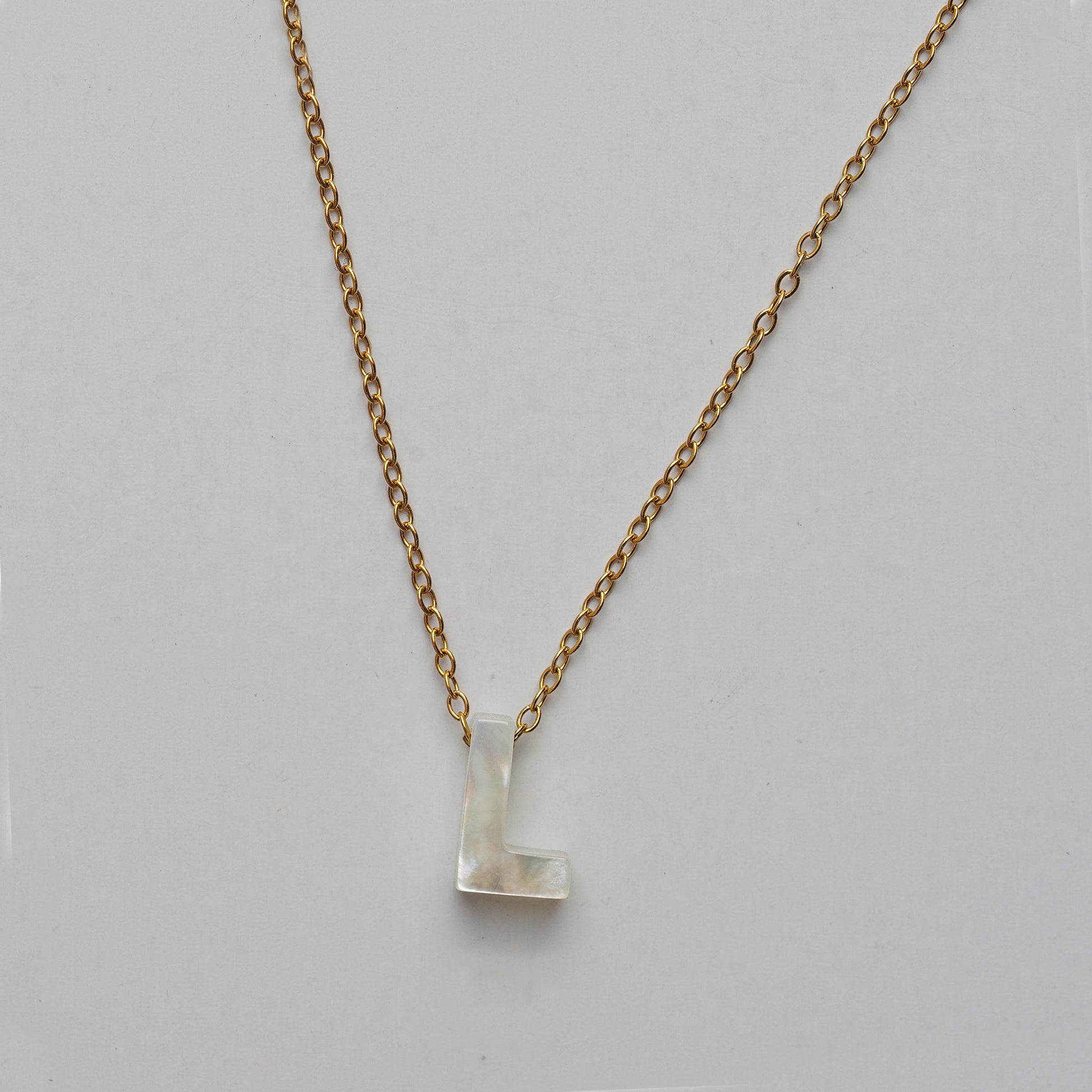 Monttan initial necklace letter L pendant