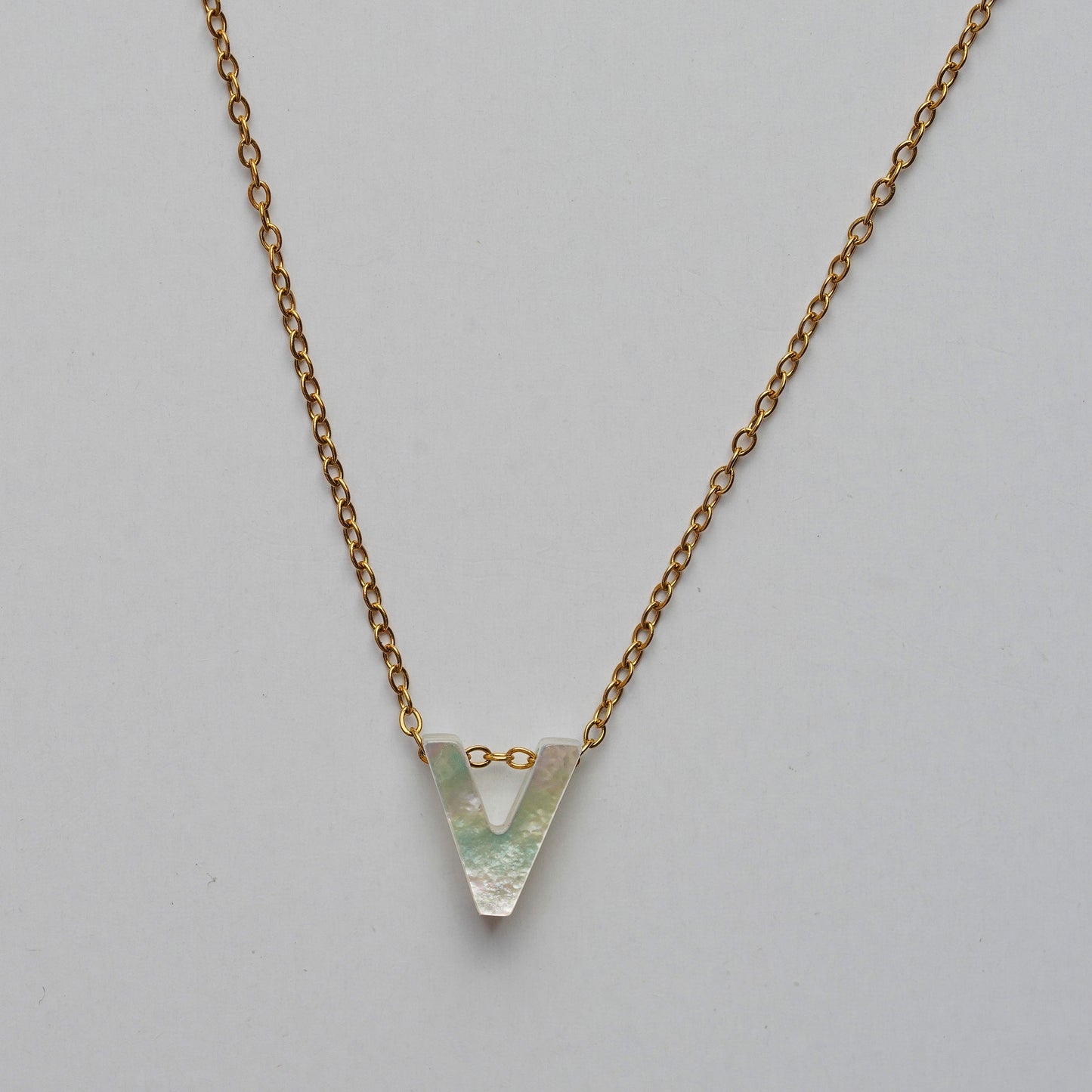 Monttan initial necklace letter V pendant