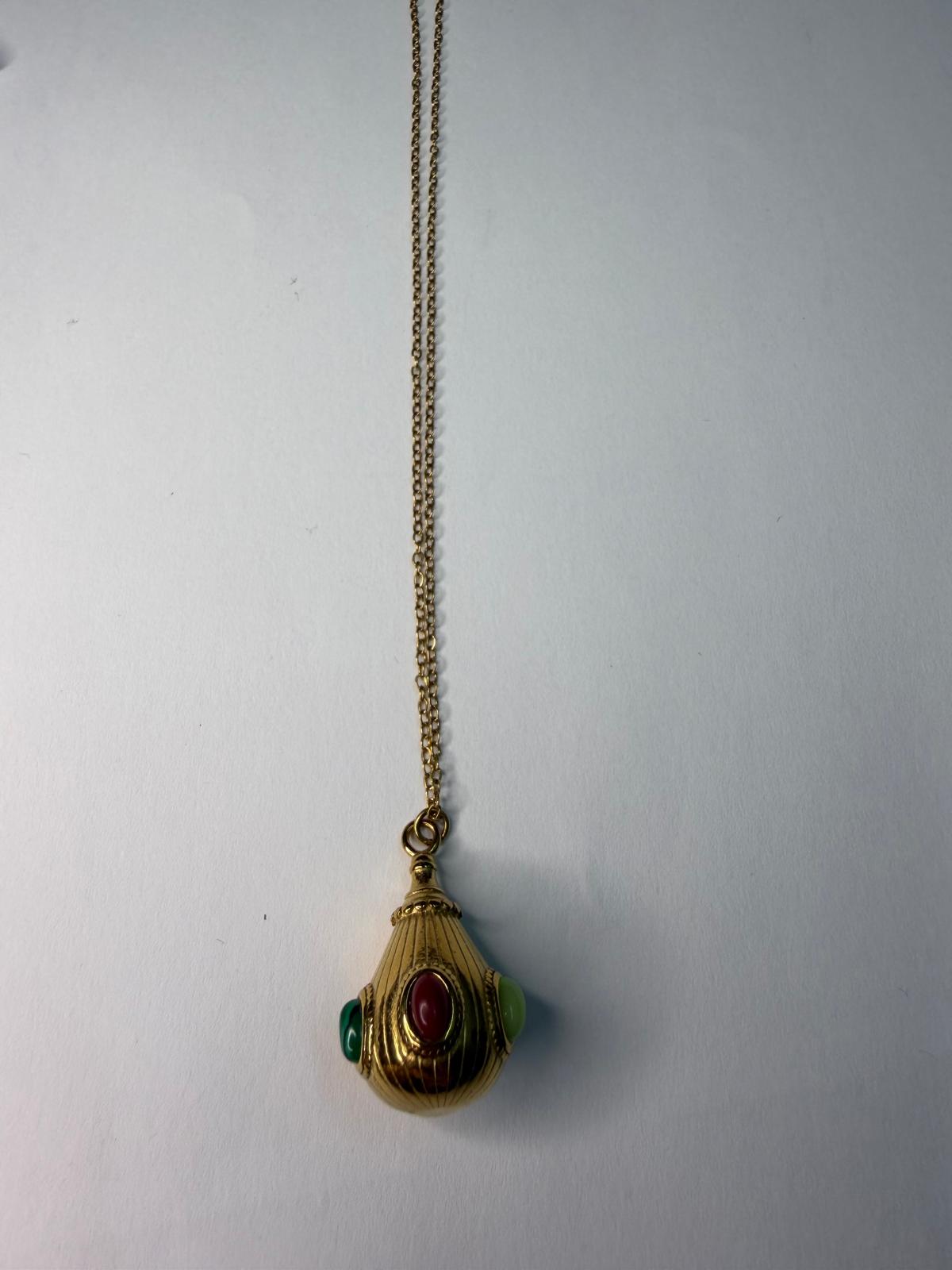 Collar Oeuf